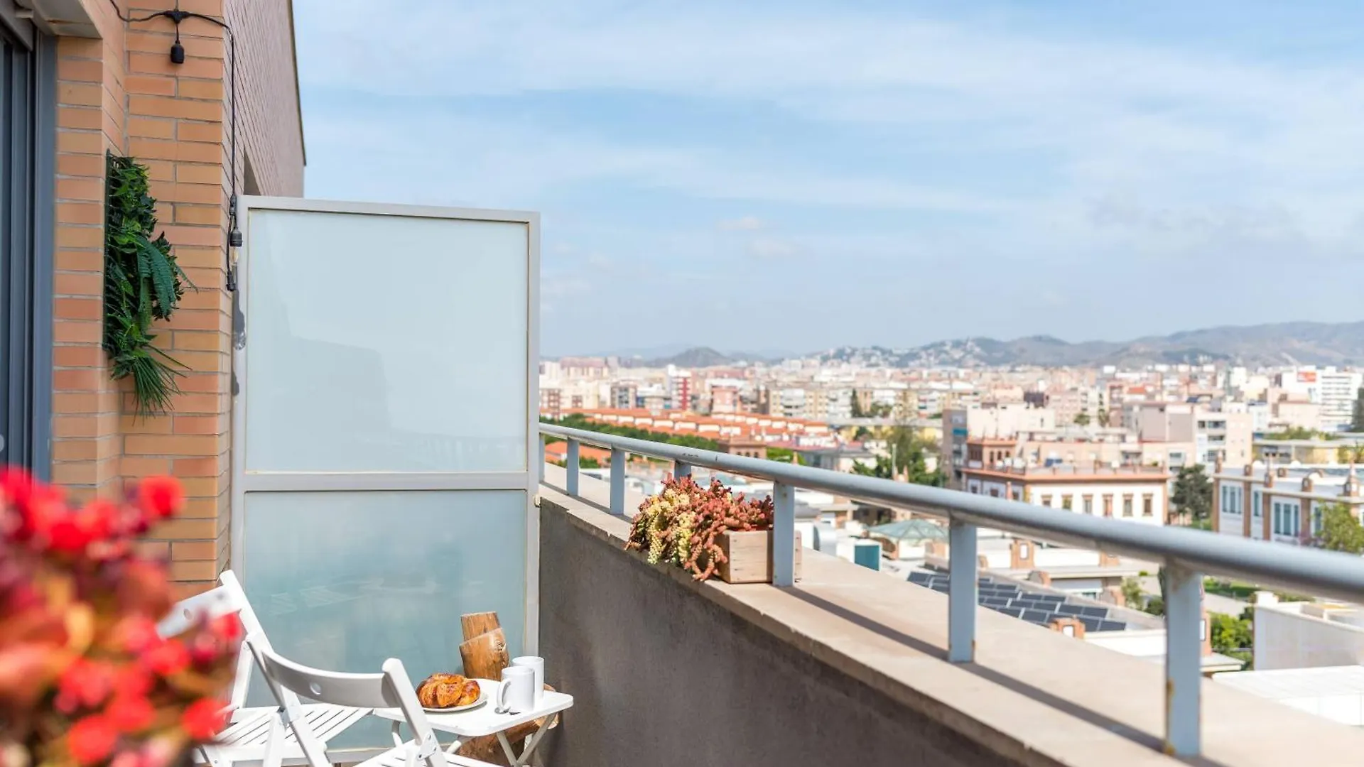 Atico Con Terraza Y Vistas, Parking Gratuito Apartment Malaga